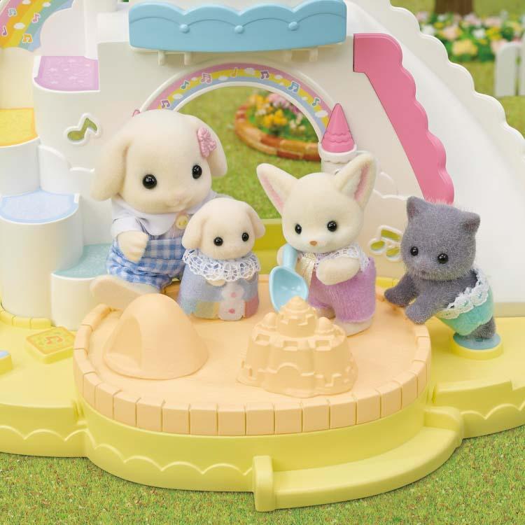 Sylvanian Families Castle Pool Set S-72