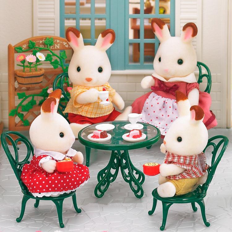 Sylvanian Families Chocolat Rabbit Family Uk+4150