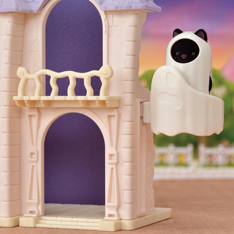 Sylvanian Families Doki Doki Haunted House Set Gl+5542