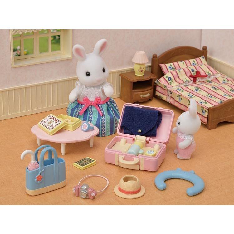 Sylvanian Families Exciting Travel Set - White Rabbit'S Mother - Df-19