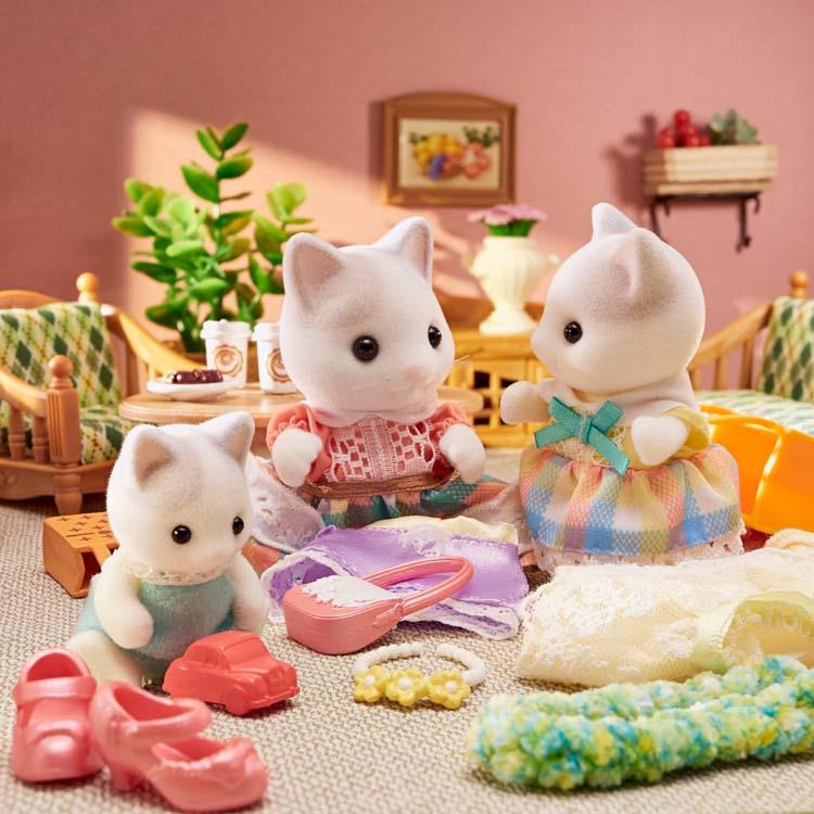 Sylvanian Families Late Cat Family Fs-52