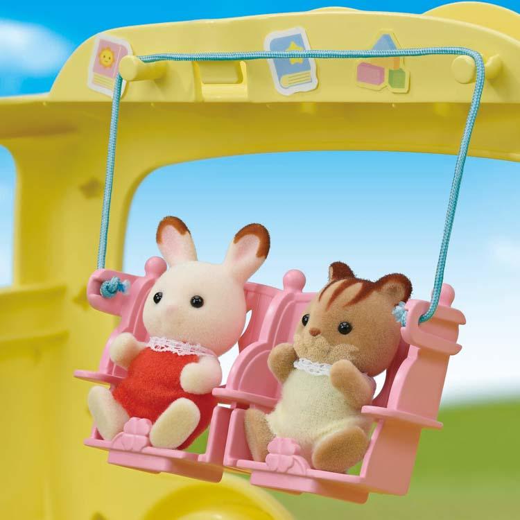 Sylvanian Families Let'S Play! Minna No Hoikuen Bus S-70