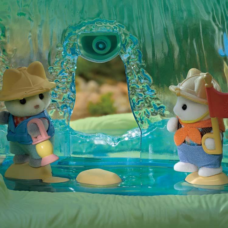 Sylvanian Families Secret Forest Big Waterfall Ko-75