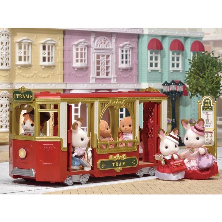 Sylvanian Families Town Outing Tram Tv-01